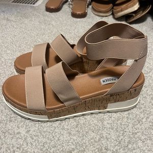 Steve Madden platform sandals